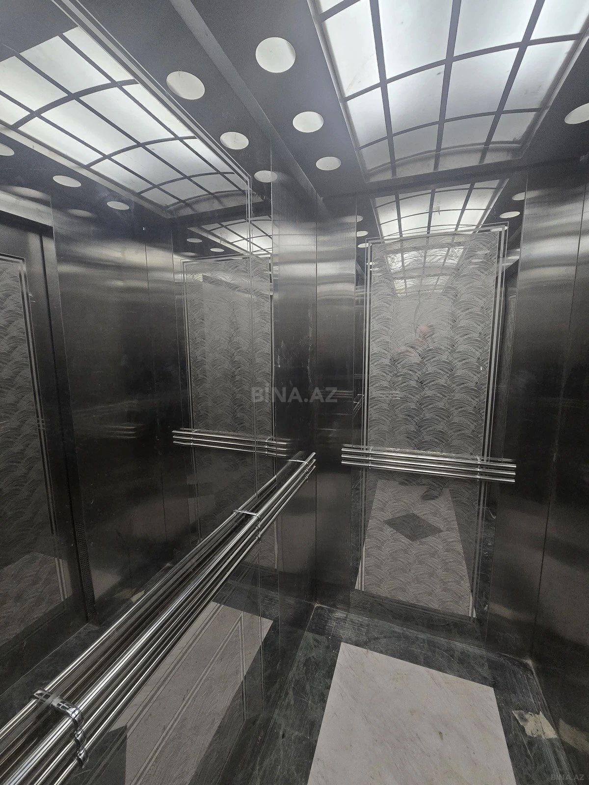 Satılır 1 otaqlı mənzil 55.6 m²