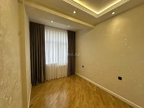 Satılır 3 otaqlı mənzil 105 m²