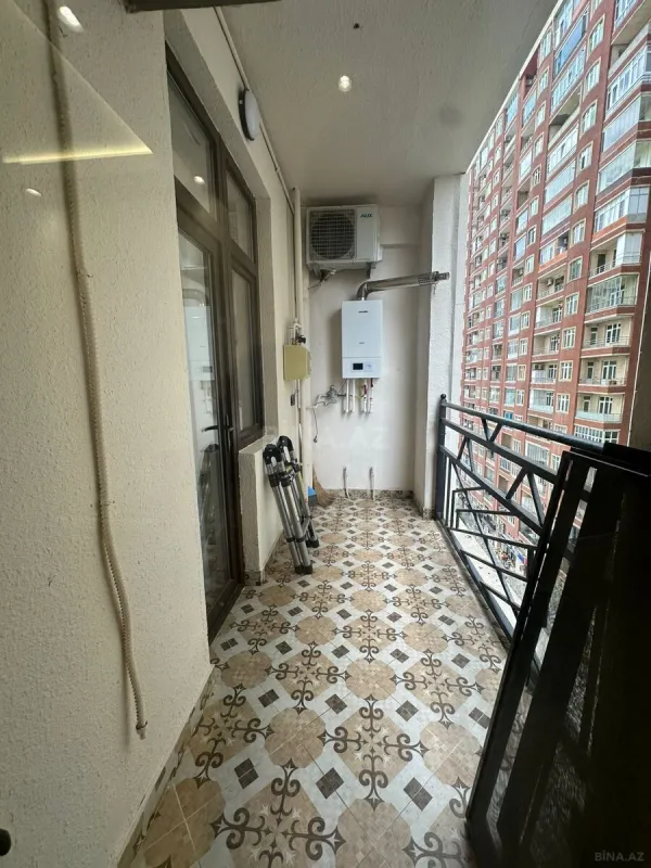 Satılır 3 otaqlı mənzil 105 m²