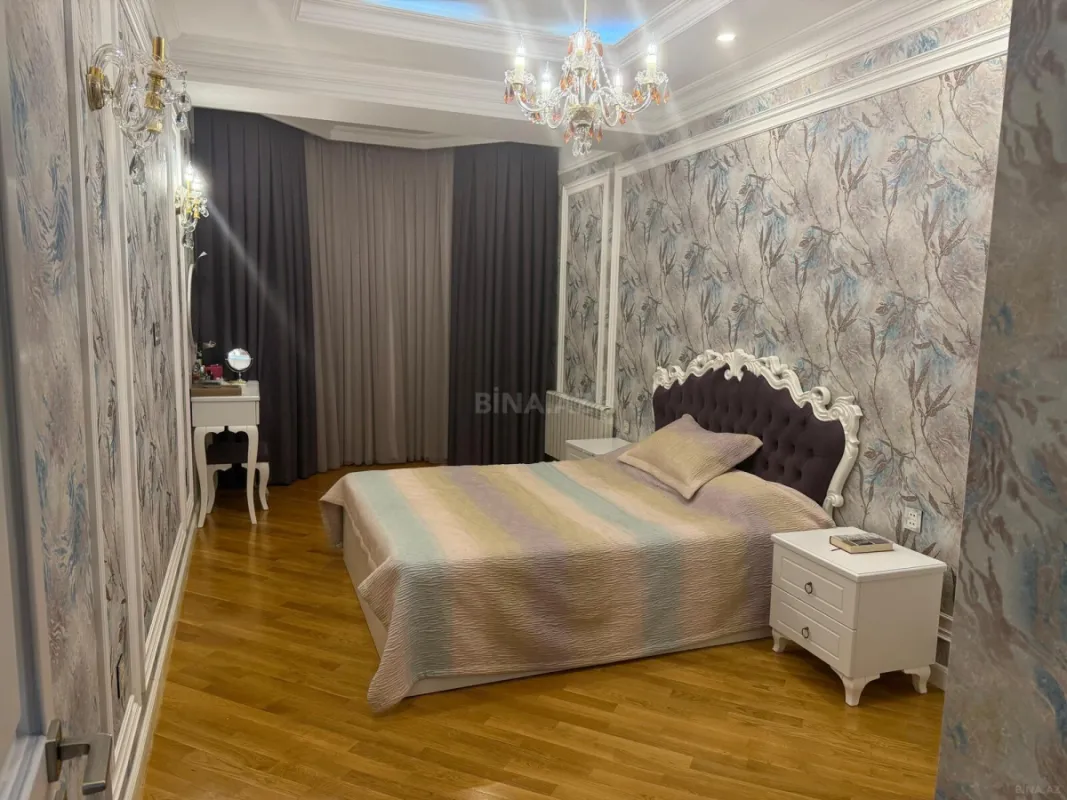 Satılır 3 otaqlı mənzil 148 m²