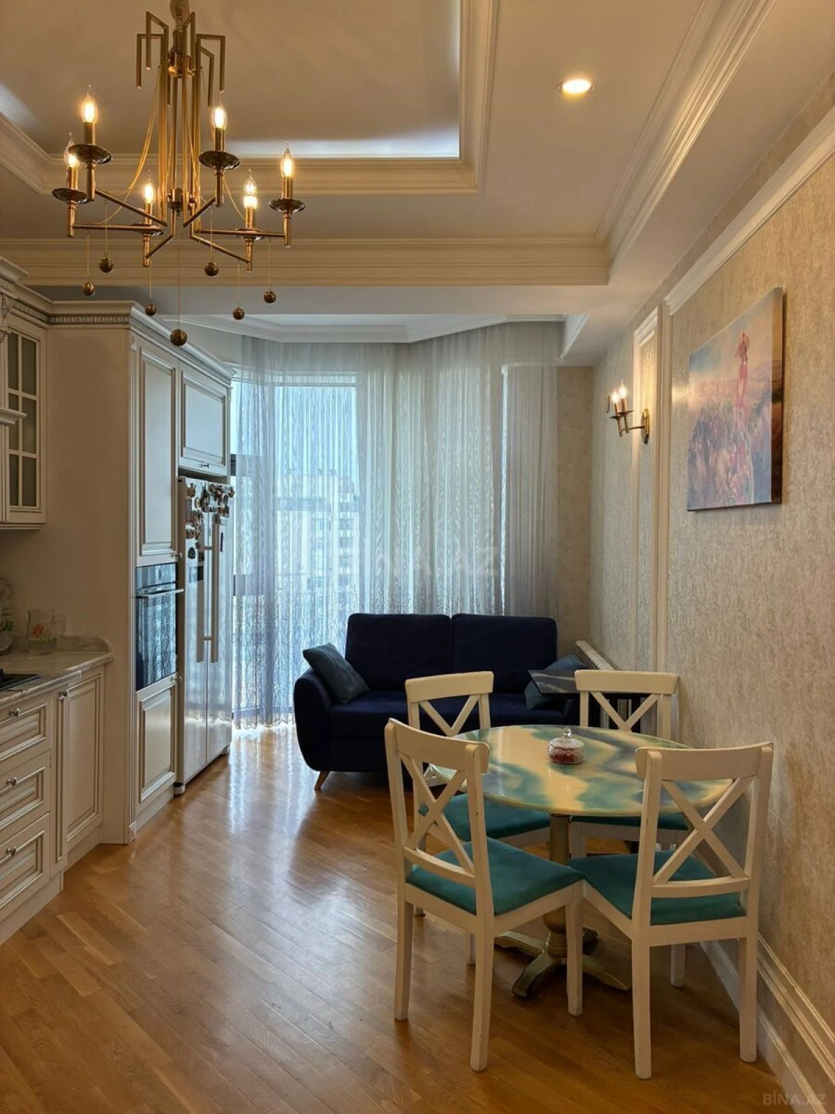 Satılır 3 otaqlı mənzil 148 m²