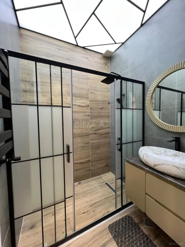 Satılır 3 otaqlı mənzil 105 m²