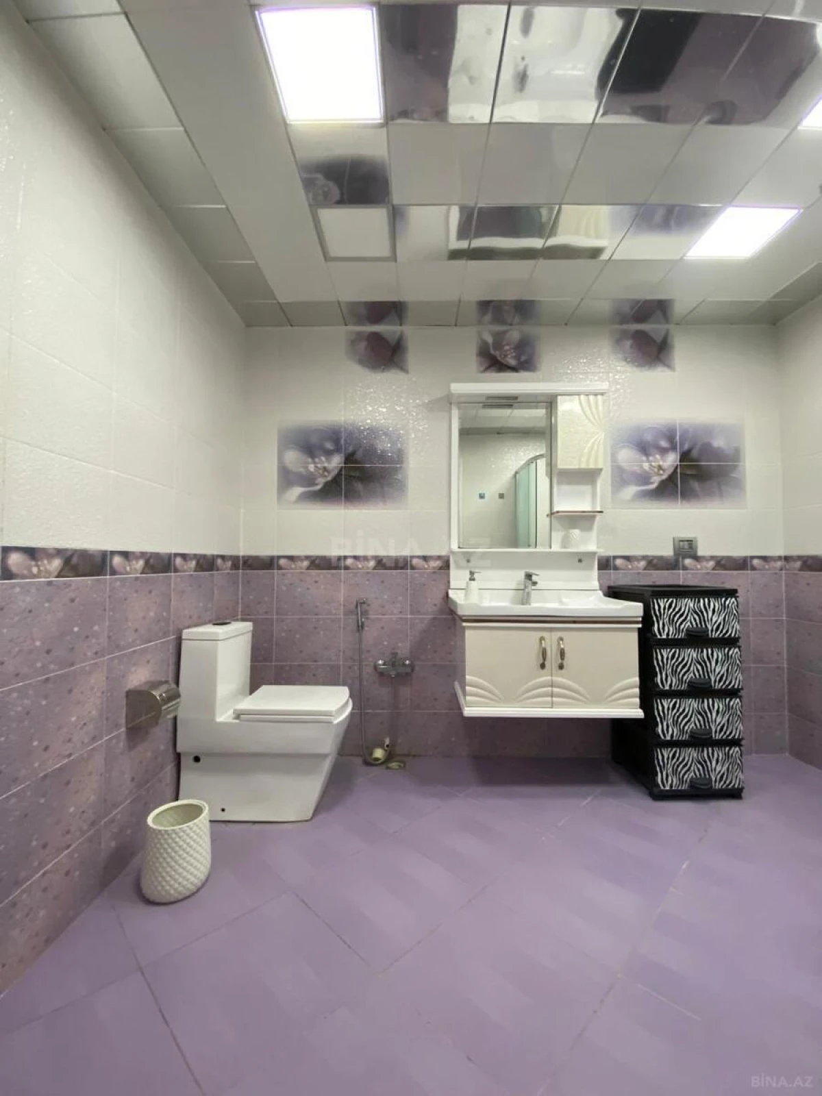 Kirayə verilir 3 otaqlı mənzil 150 m²