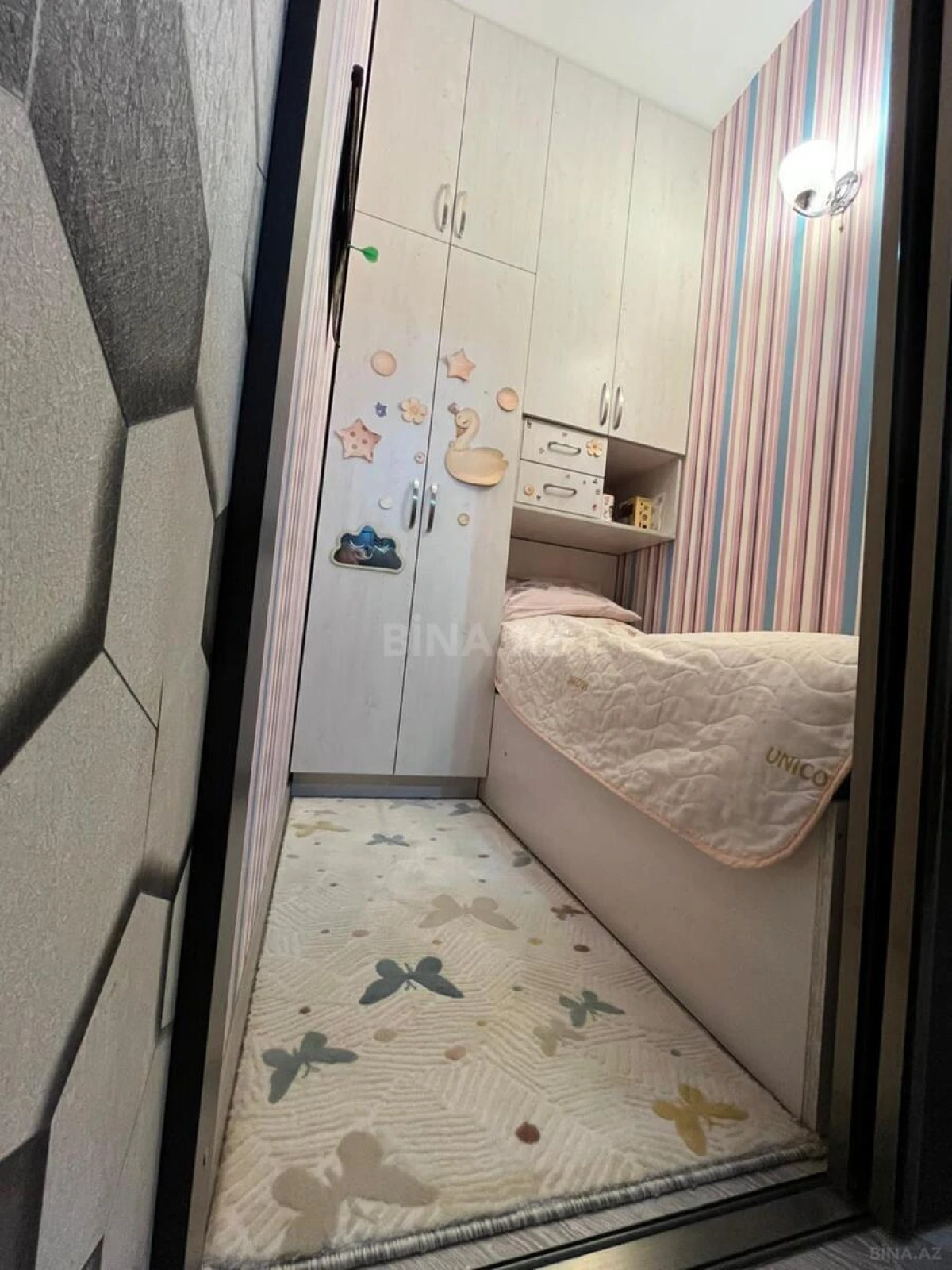 Satılır 2 otaqlı mənzil 58 m²