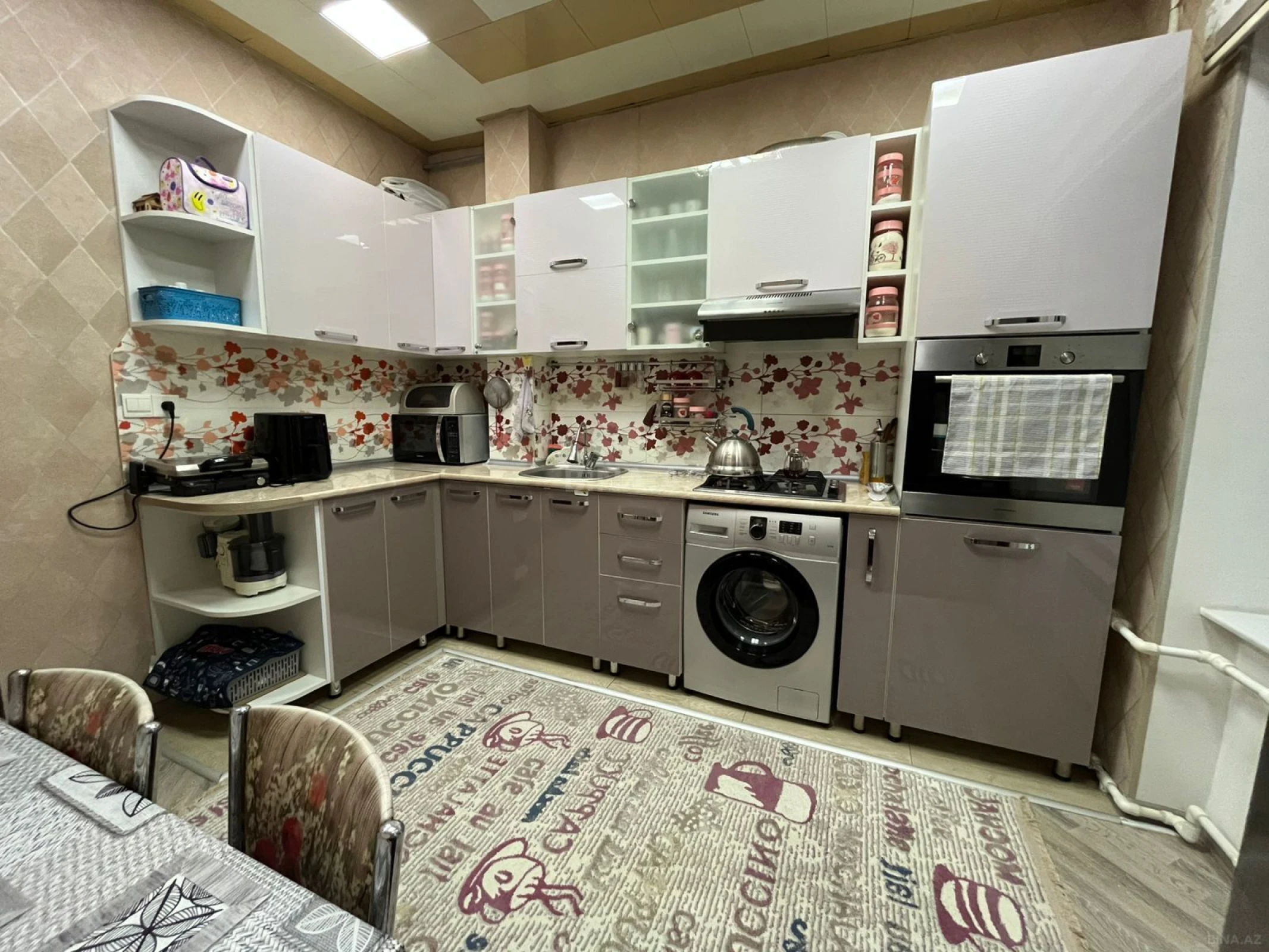 Satılır 2 otaqlı mənzil 58 m²