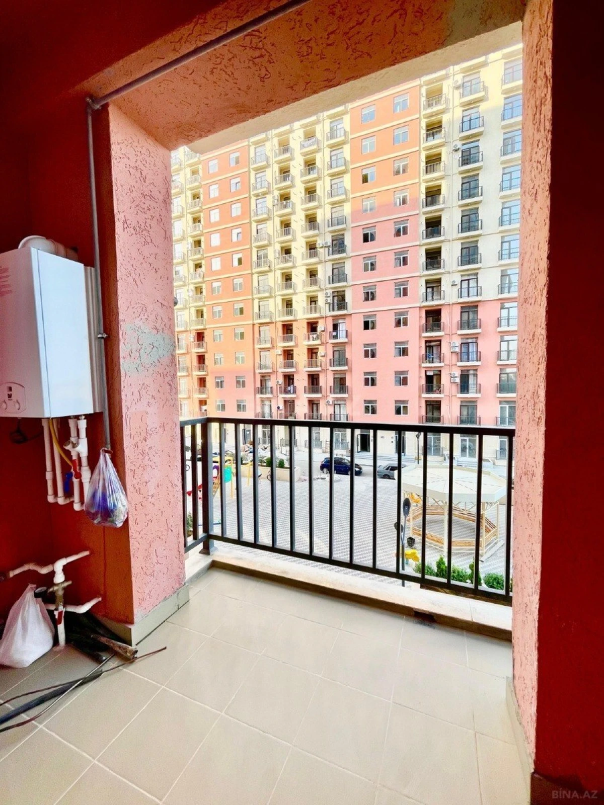 Satılır 2 otaqlı mənzil 65 m²