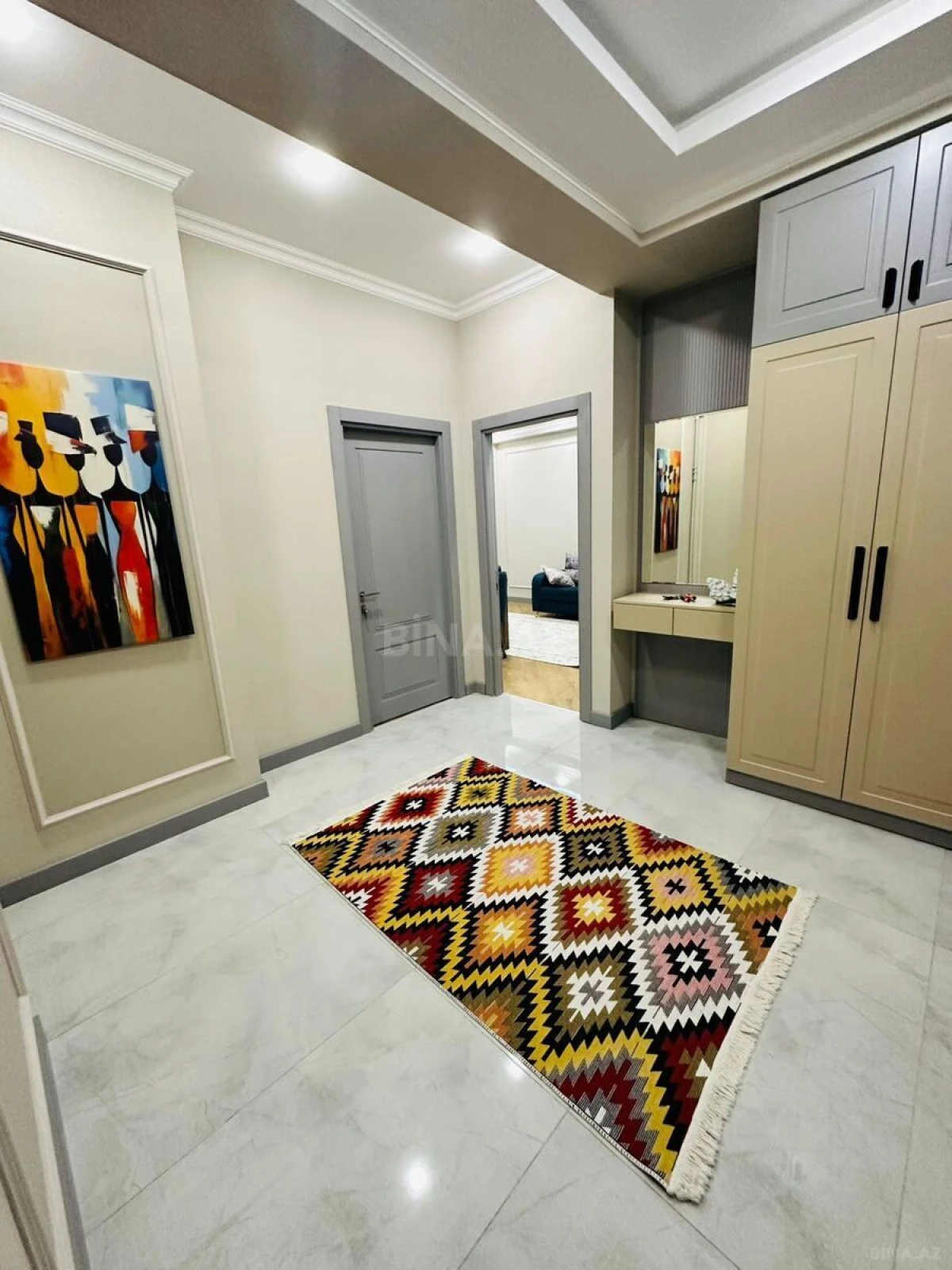 Satılır 2 otaqlı mənzil 65 m²