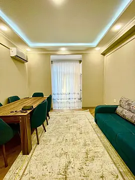 Satılır 2 otaqlı mənzil 65 m²