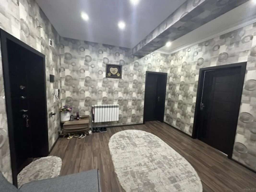 Satılır 2 otaqlı mənzil 87 m²