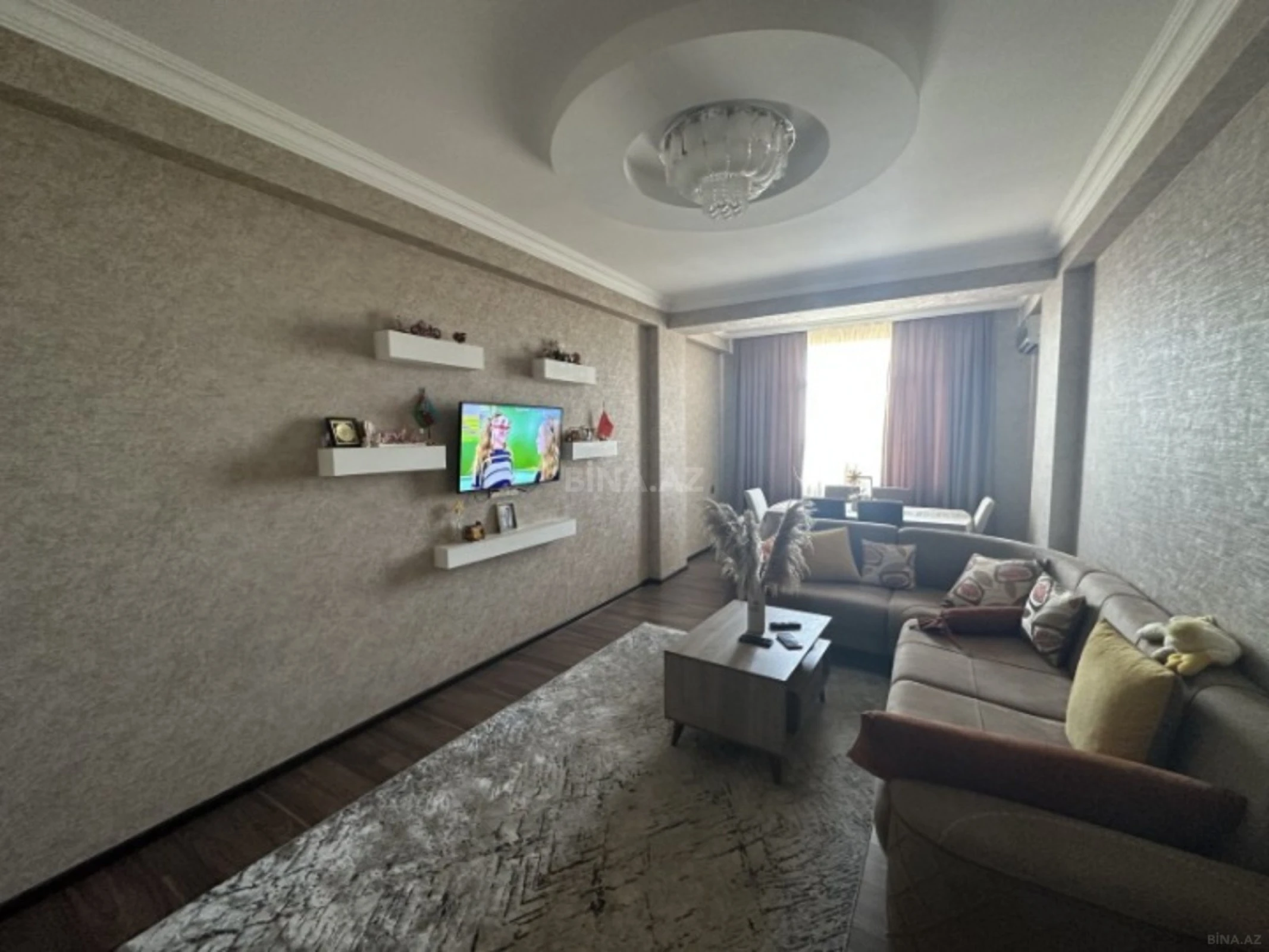 Satılır 2 otaqlı mənzil 87 m²