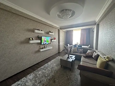 Satılır 2 otaqlı mənzil 87 m²