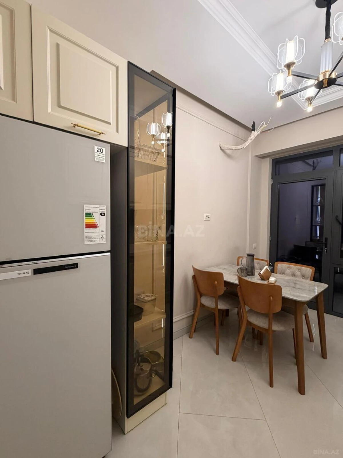 Satılır 3 otaqlı mənzil 85 m²
