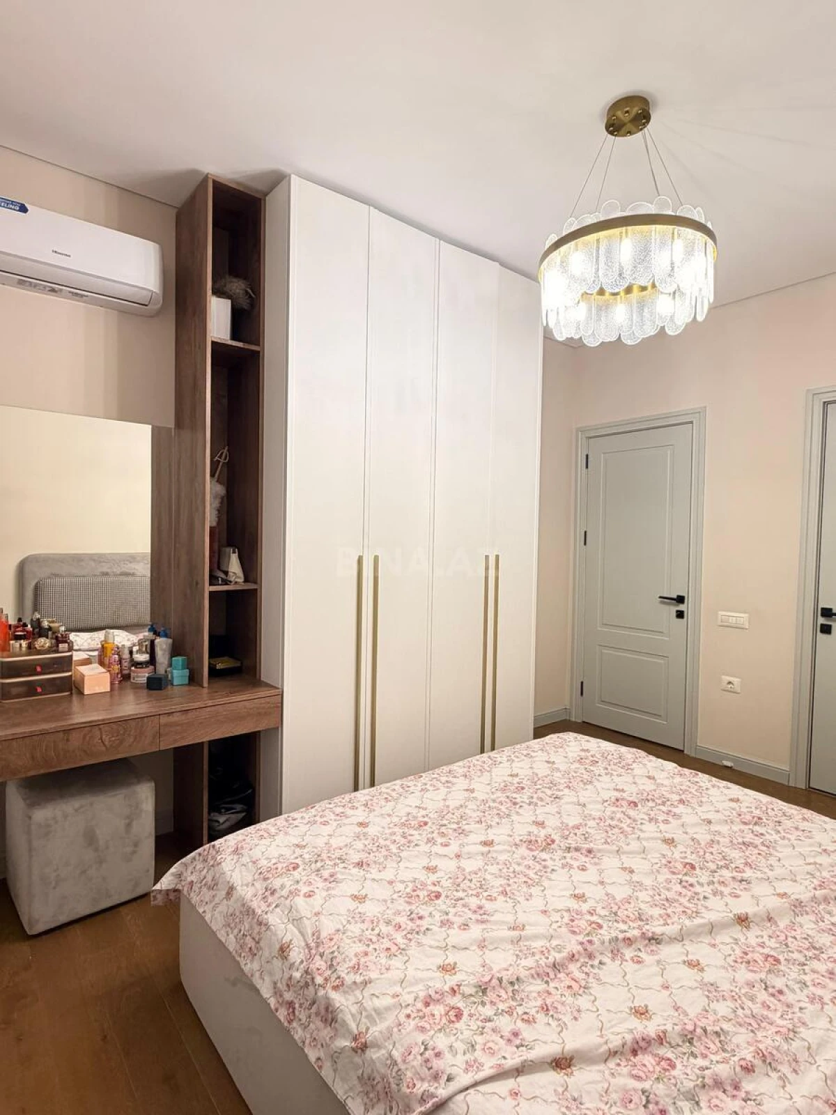 Satılır 3 otaqlı mənzil 85 m²