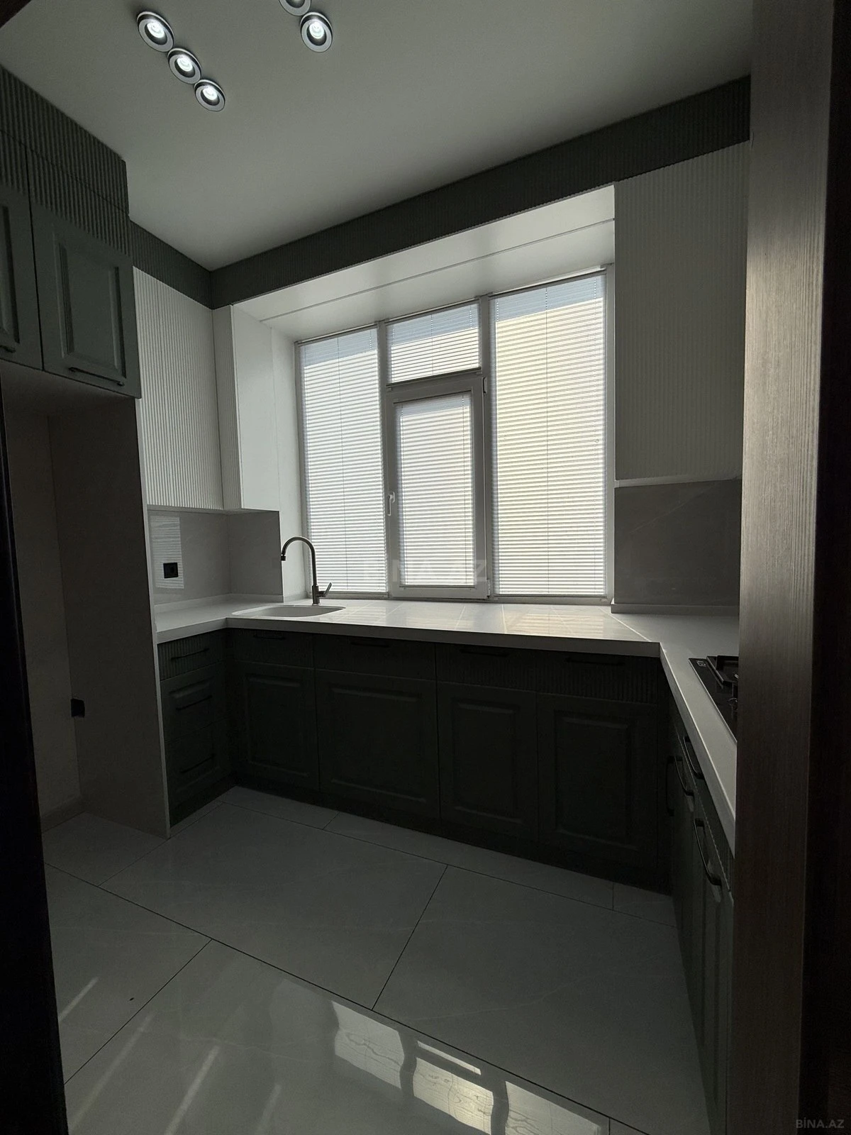 Satılır 3 otaqlı mənzil 65 m²