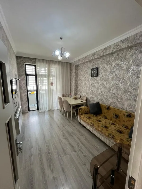 Satılır 3 otaqlı mənzil 68 m²