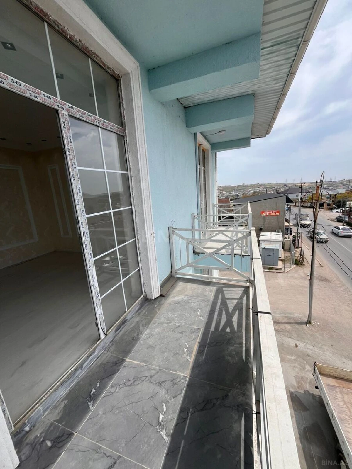 Satılır 2 otaqlı mənzil 54 m²