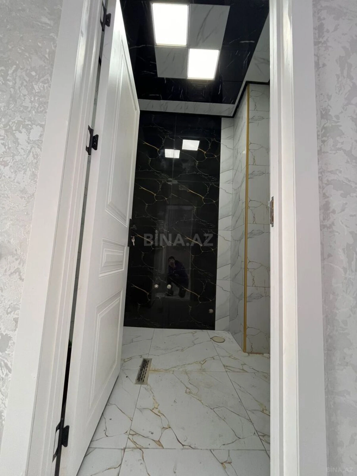 Satılır 2 otaqlı mənzil 54 m²
