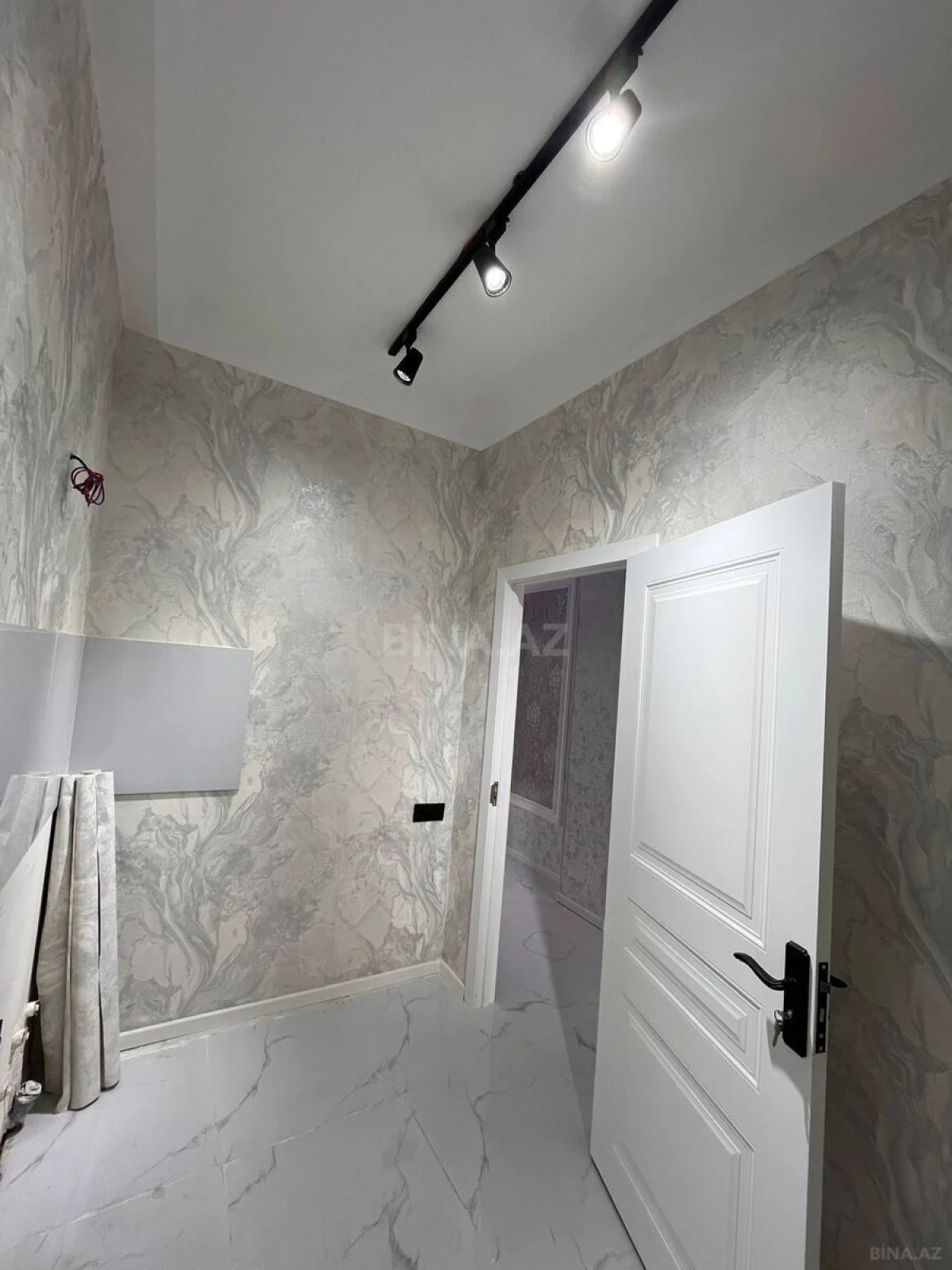 Satılır 2 otaqlı mənzil 54 m²