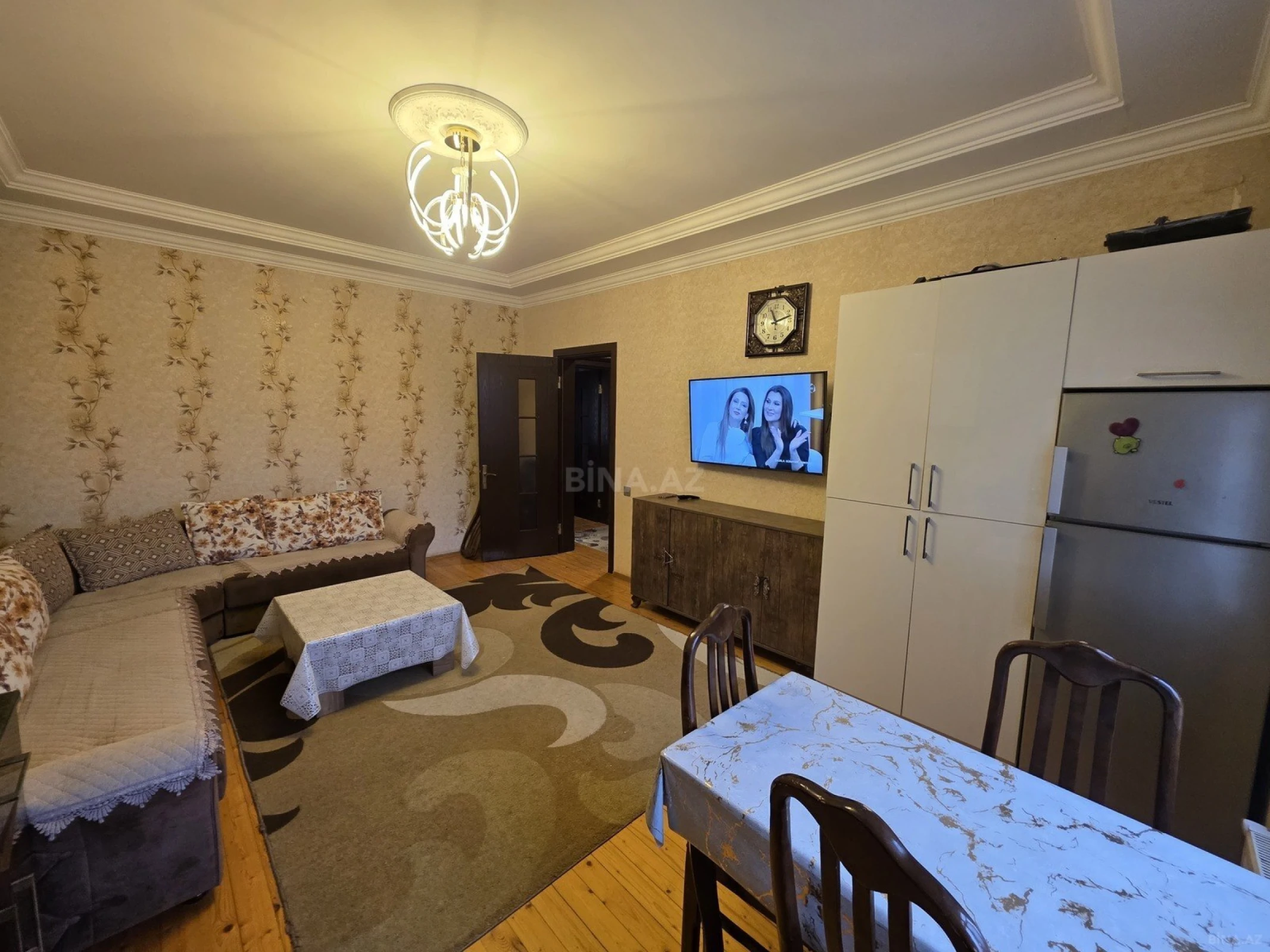 Satılır 4 otaqlı mənzil 100 m²