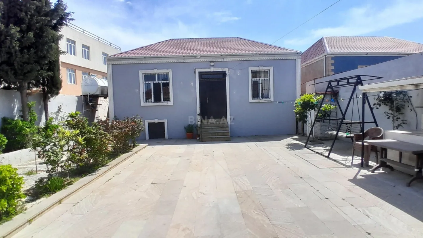 Satılır 4 otaqlı mənzil 100 m²
