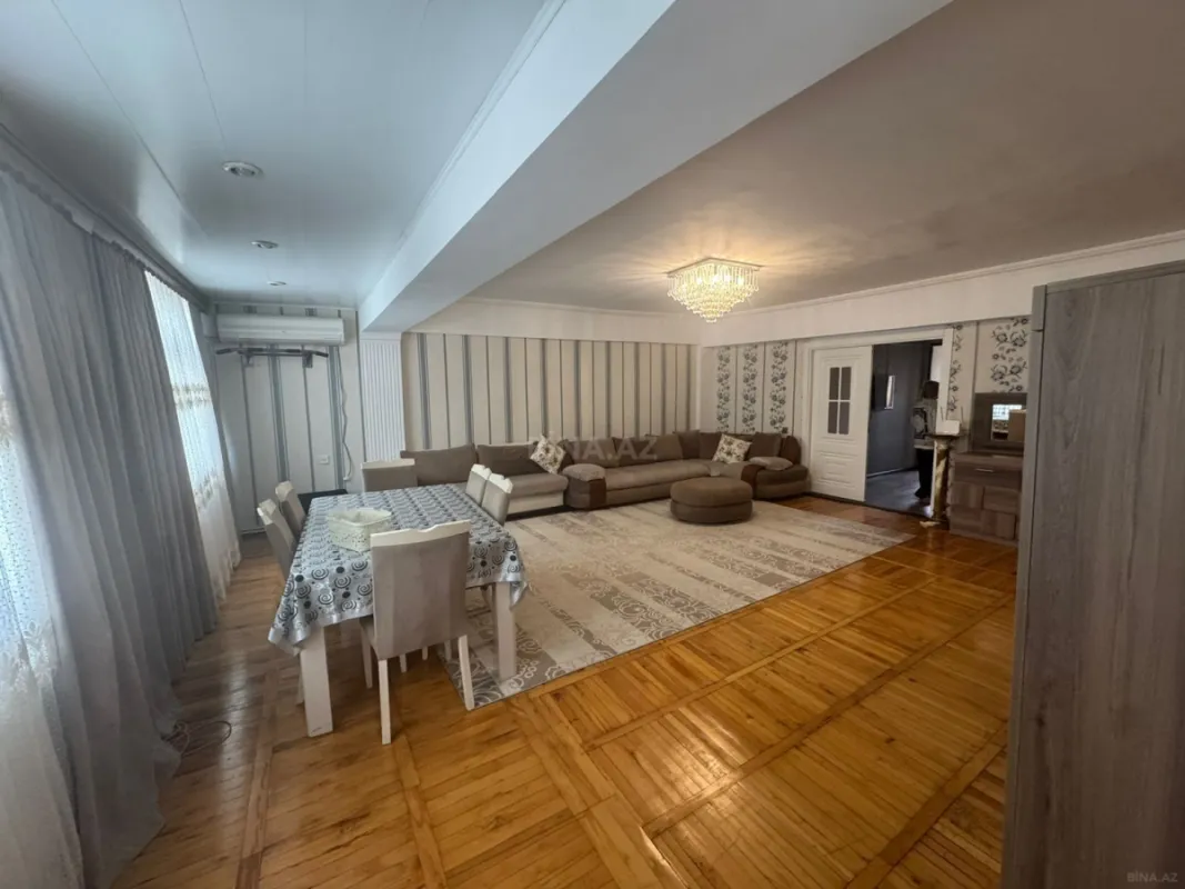 Satılır 4 otaqlı mənzil 100 m²