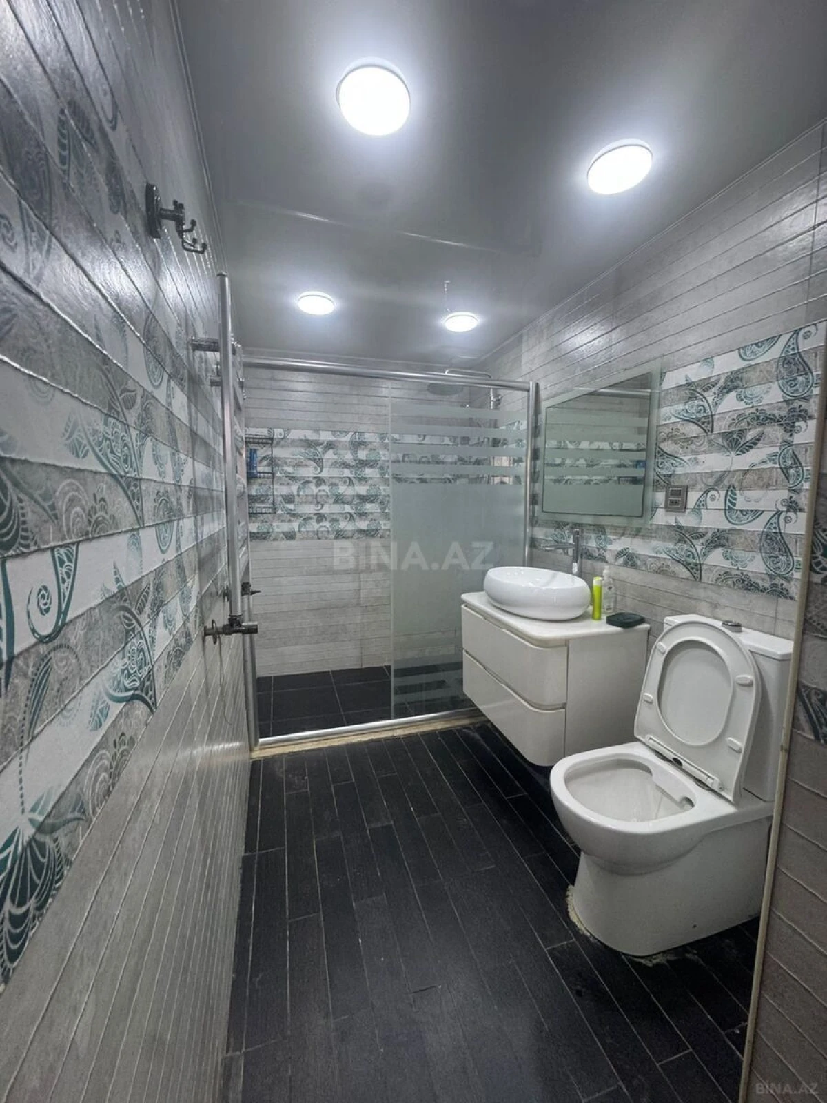 Satılır 4 otaqlı mənzil 100 m²