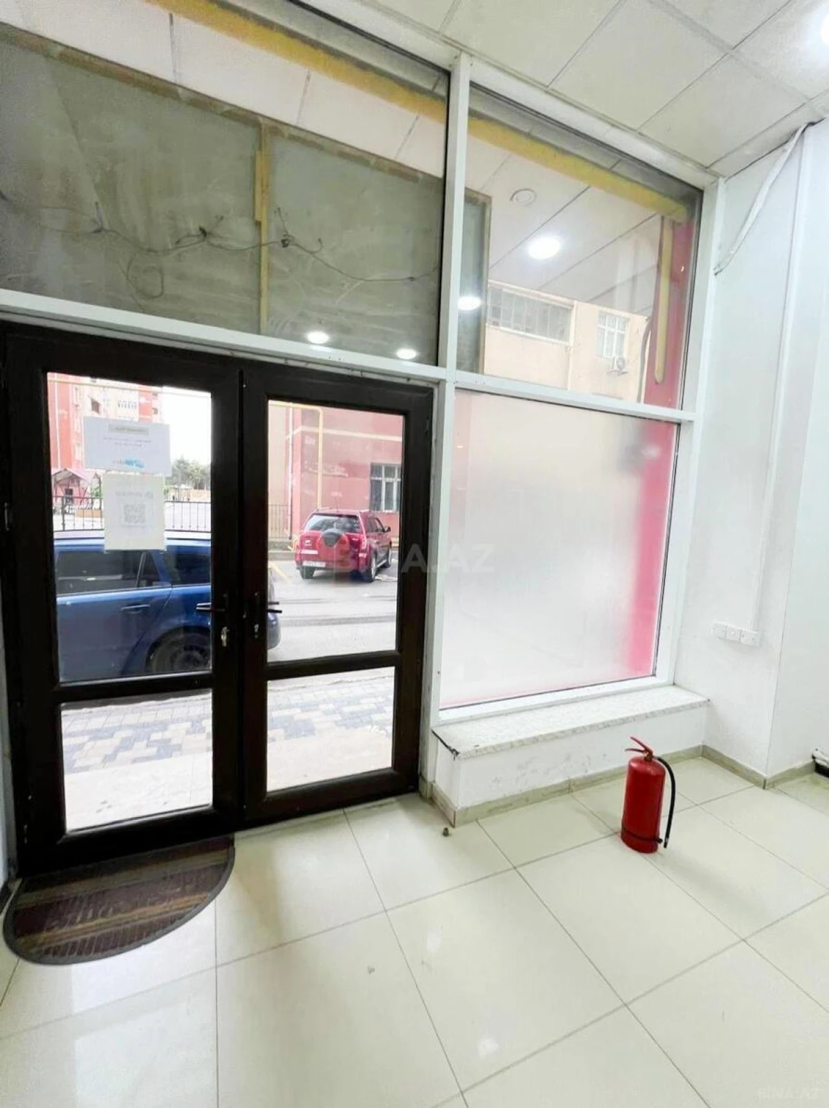 Kirayə verilir obyekt 210 m²