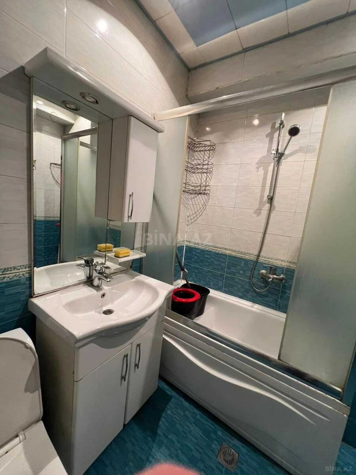 Kirayə verilir 3 otaqlı mənzil 120 m²