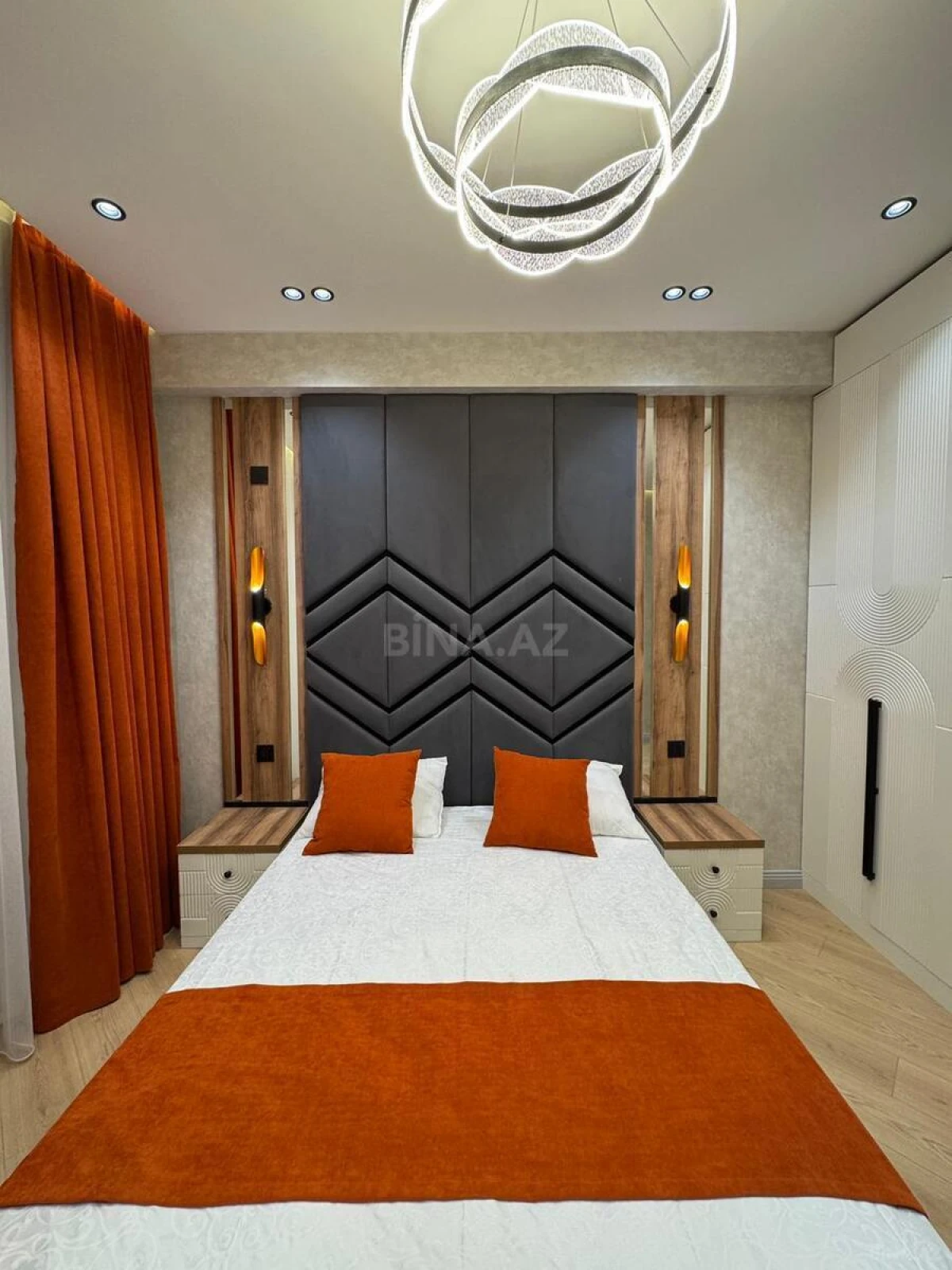 Satılır 2 otaqlı mənzil 55 m²