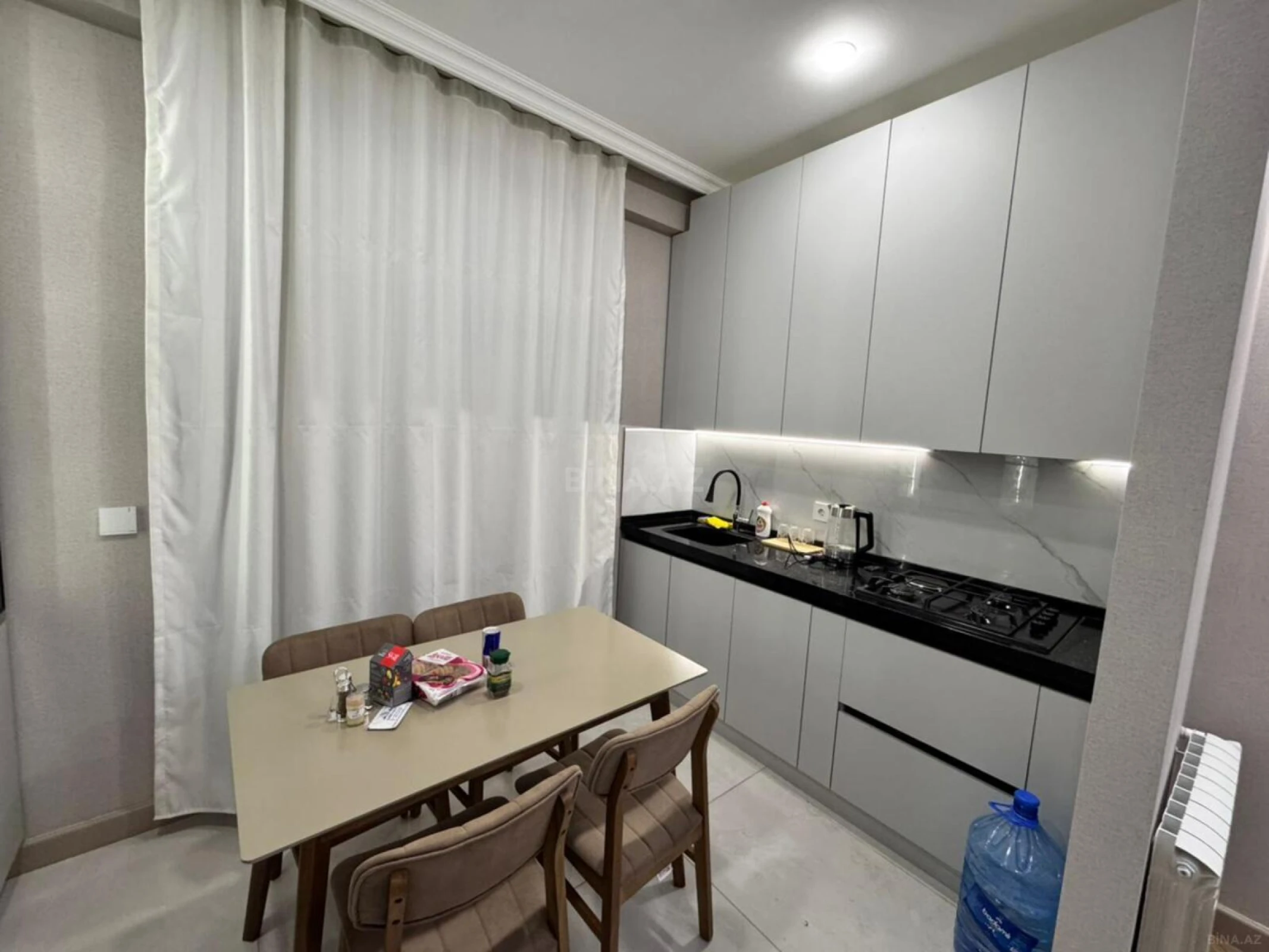 Satılır 2 otaqlı mənzil 68 m²