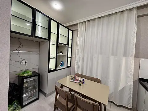 Satılır 2 otaqlı mənzil 68 m²