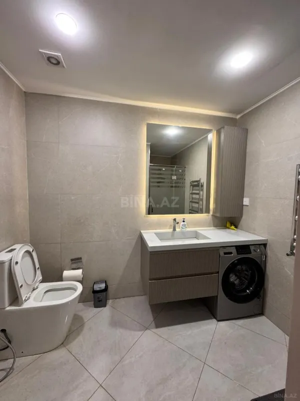 Satılır 2 otaqlı mənzil 68 m²