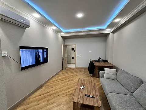 Satılır 2 otaqlı mənzil 68 m²