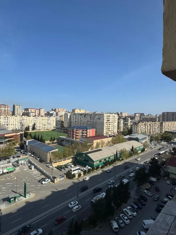 Satılır 3 otaqlı mənzil 140 m²