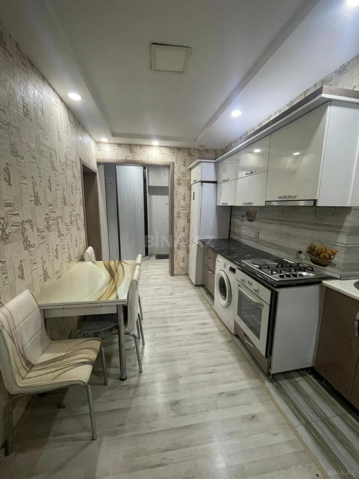 Satılır 2 otaqlı mənzil 69 m²