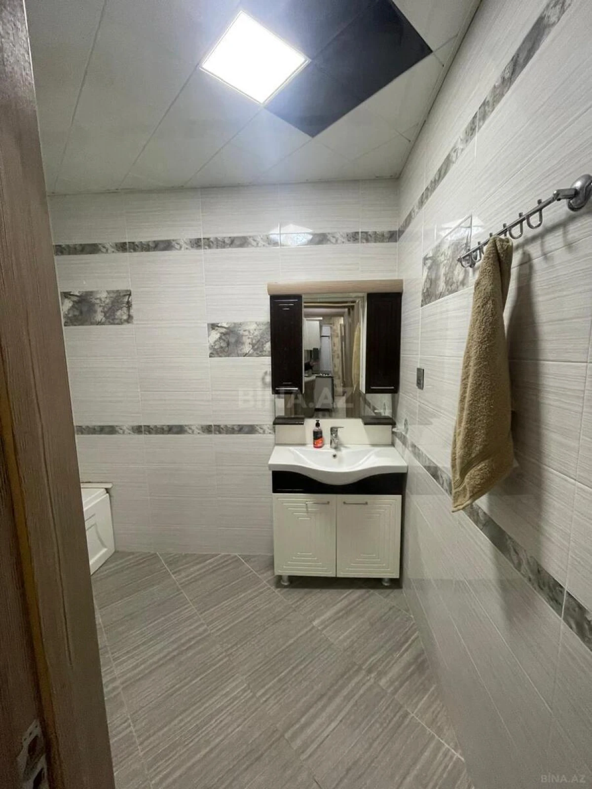 Satılır 2 otaqlı mənzil 69 m²