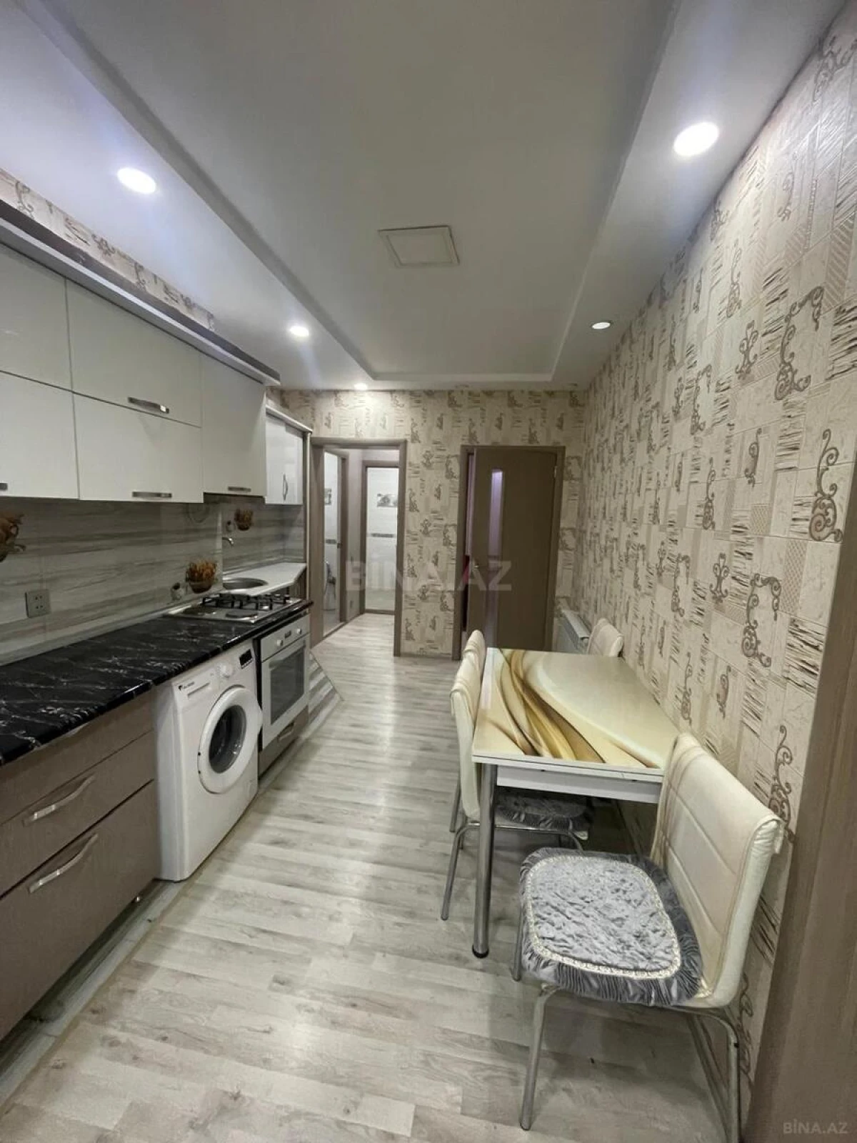 Satılır 2 otaqlı mənzil 69 m²