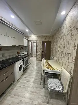 Satılır 2 otaqlı mənzil 69 m²