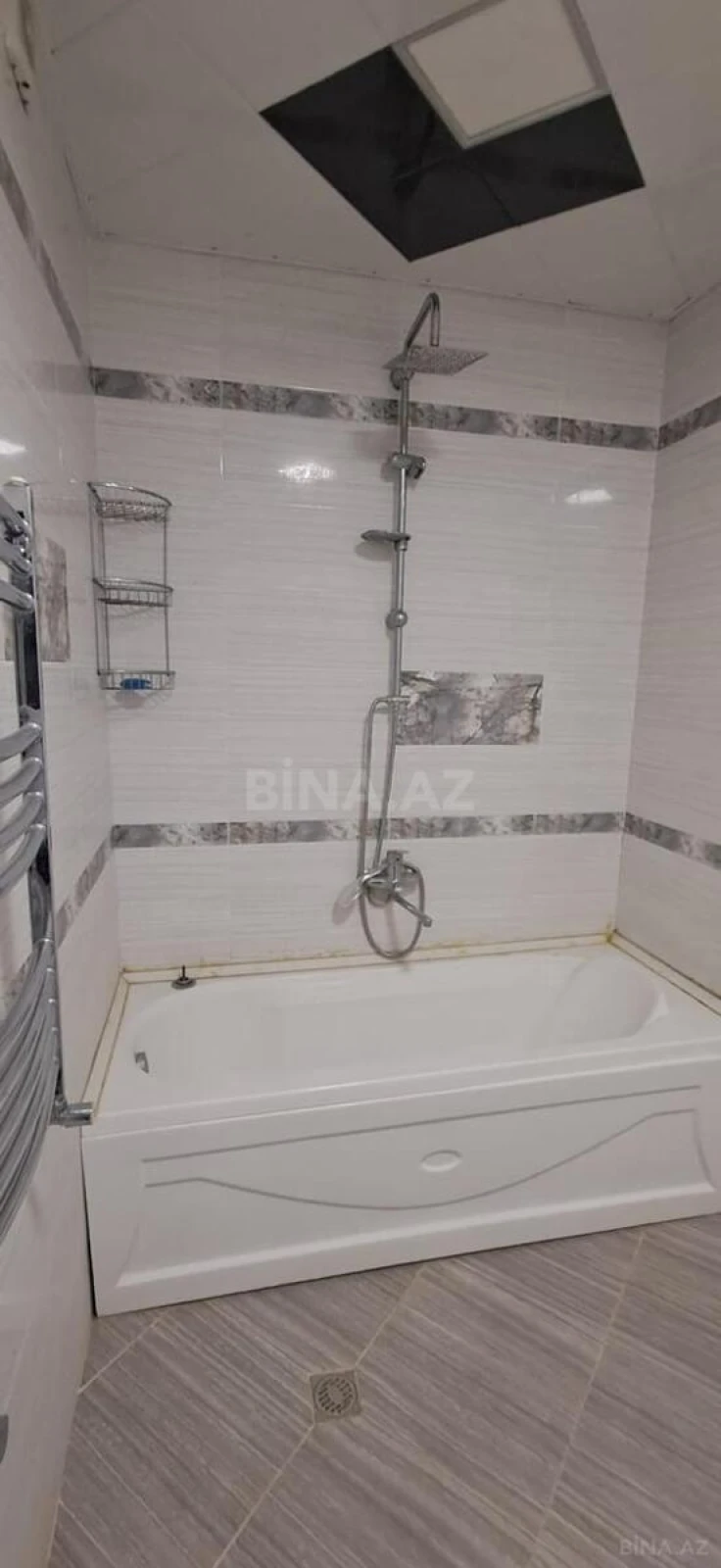 Satılır 2 otaqlı mənzil 69 m²