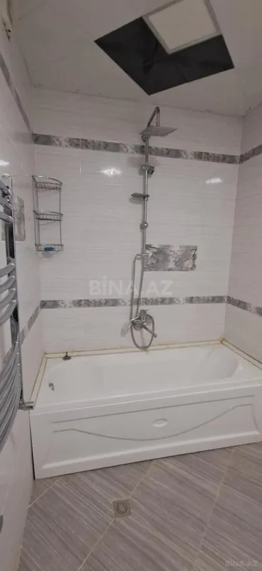 Satılır 2 otaqlı mənzil 69 m²