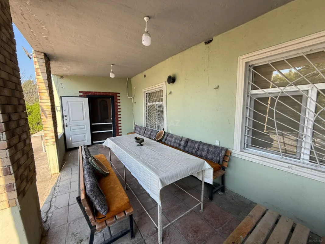 Satılır 6 otaqlı həyət evi 210 m²