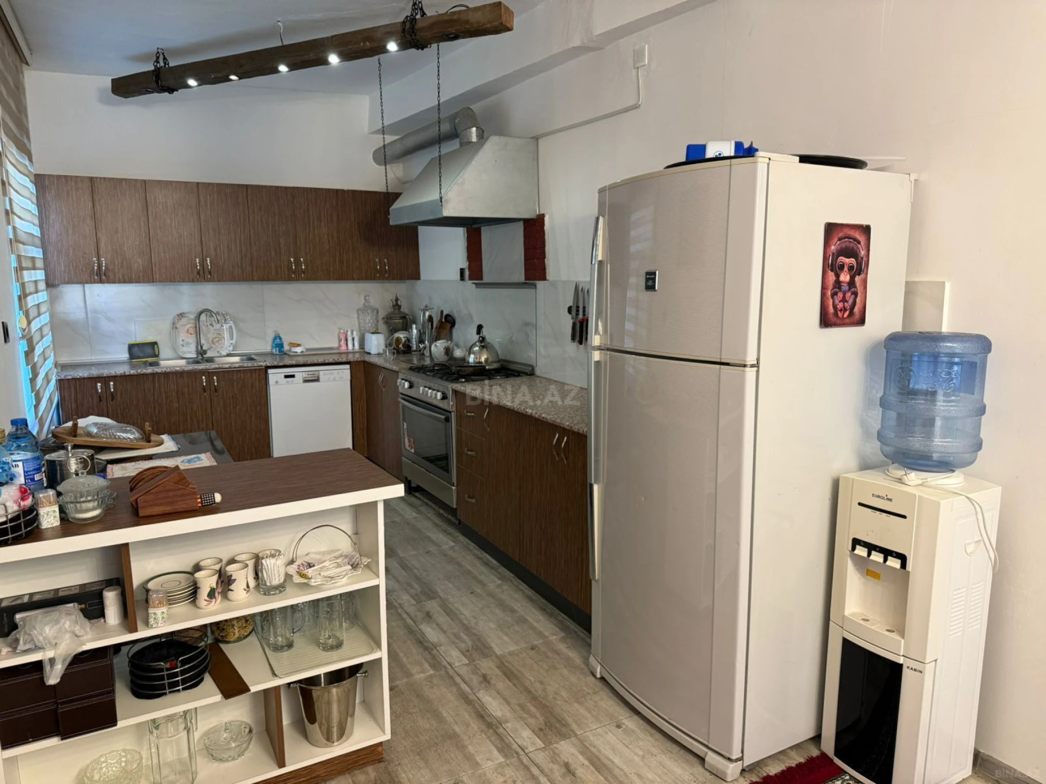 Satılır 6 otaqlı həyət evi 210 m²