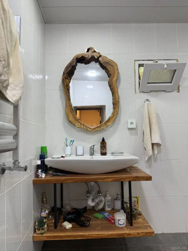 Satılır 6 otaqlı həyət evi 210 m²