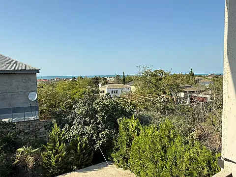 Satılır 6 otaqlı həyət evi 210 m² — Bakı, Novxanı 6 otaq 210.00 m²