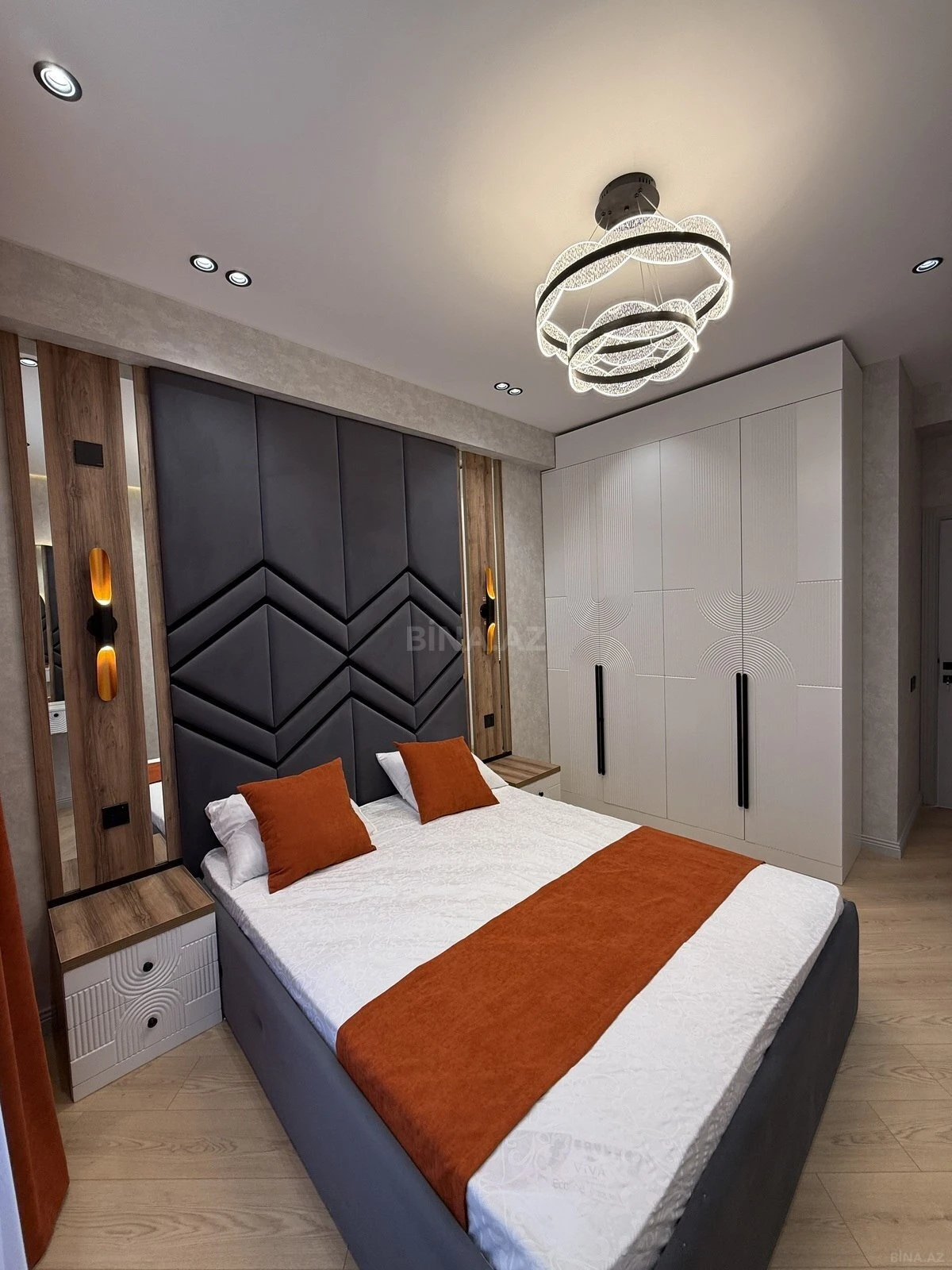 Satılır 2 otaqlı mənzil 55 m²