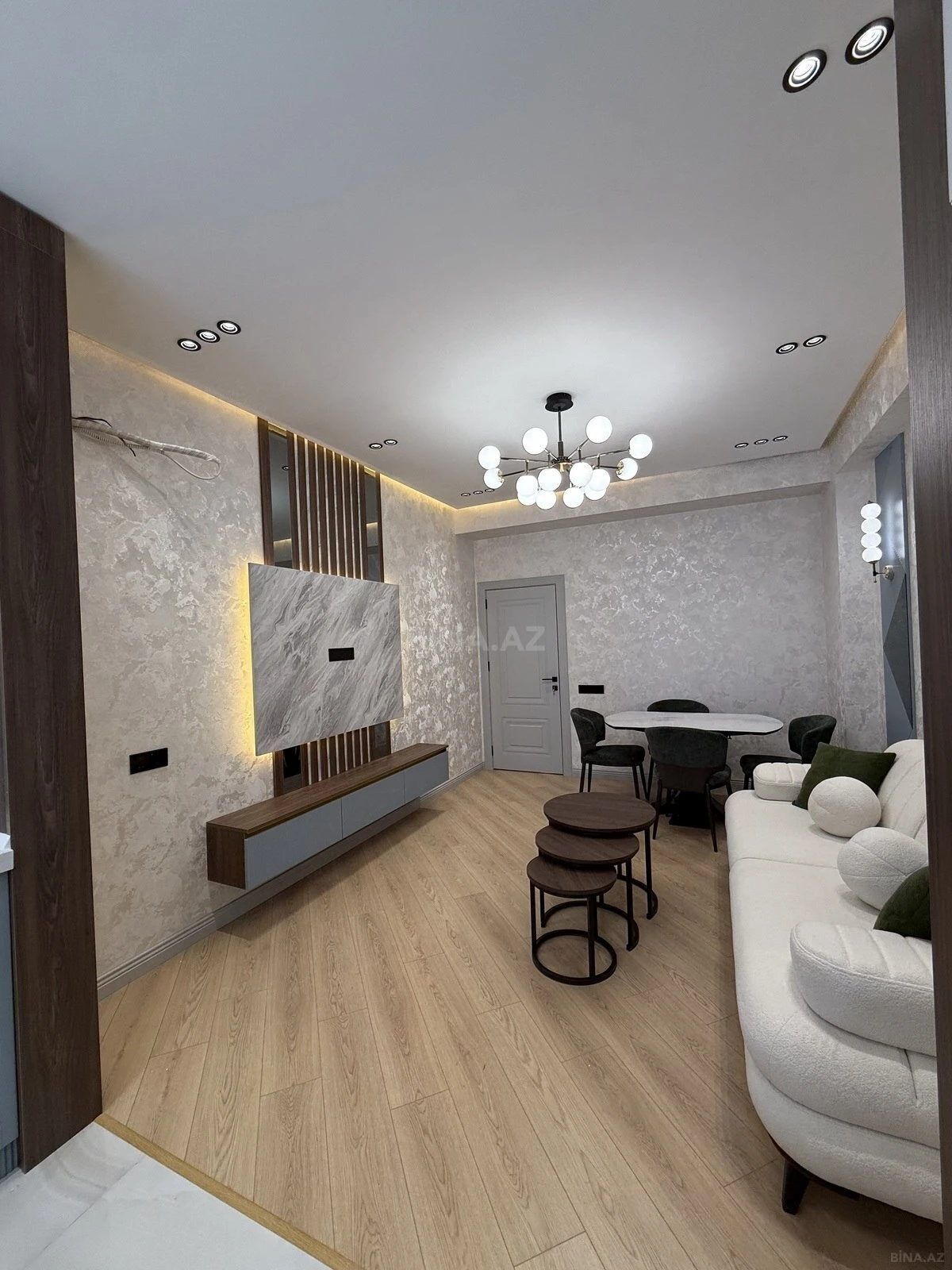 Satılır 2 otaqlı mənzil 55 m²