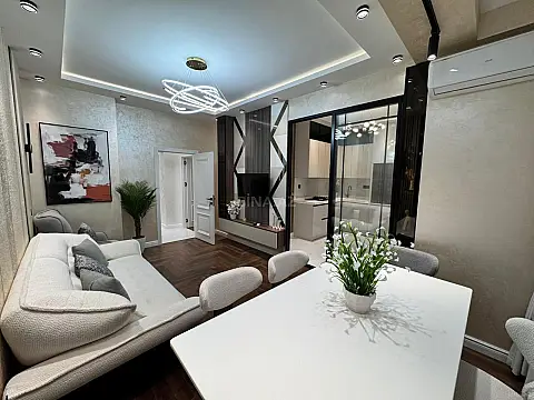 Satılır 3 otaqlı mənzil 80 m² — Bakı 3 otaq 80.00 m²