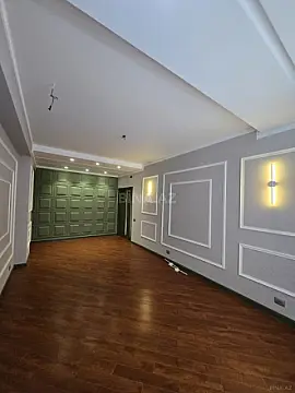 Satılır 3 otaqlı mənzil 135 m²