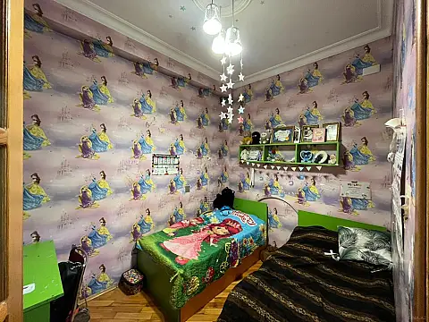 Satılır 3 otaqlı mənzil 60 m²