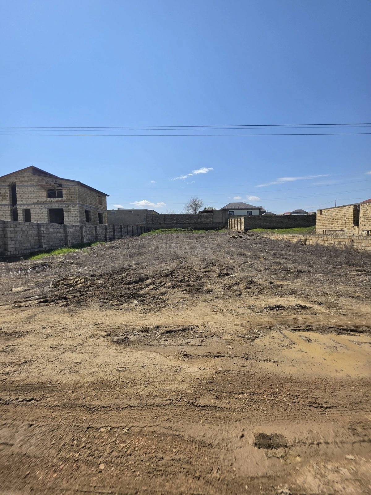 Satılır torpaq sahəsi 8 m²